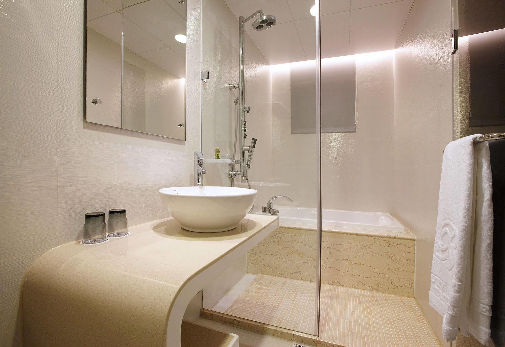 Beauty Hotels - Beautique Hotel Taipei Exterior photo