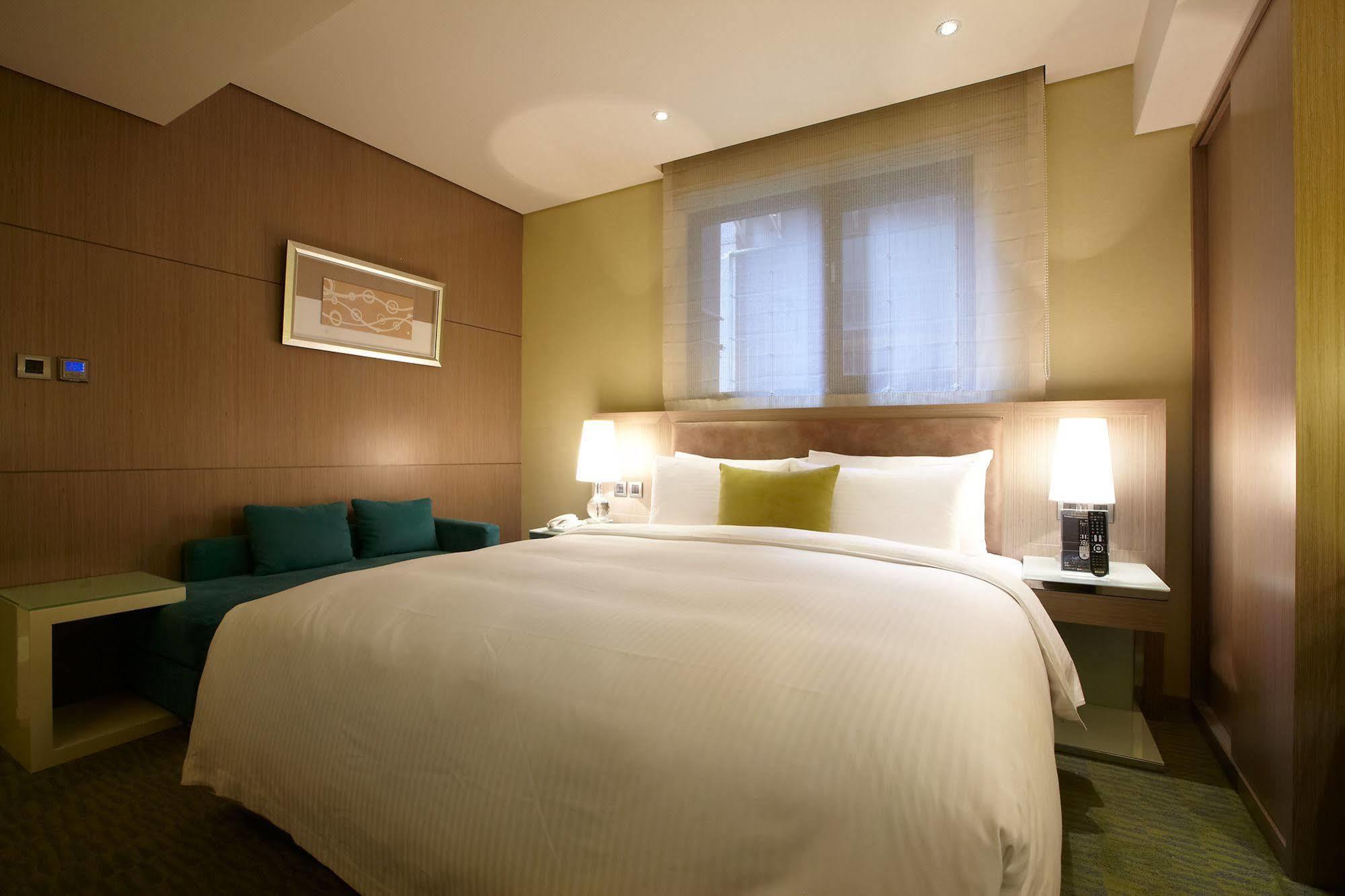 Beauty Hotels - Beautique Hotel Taipei Exterior photo